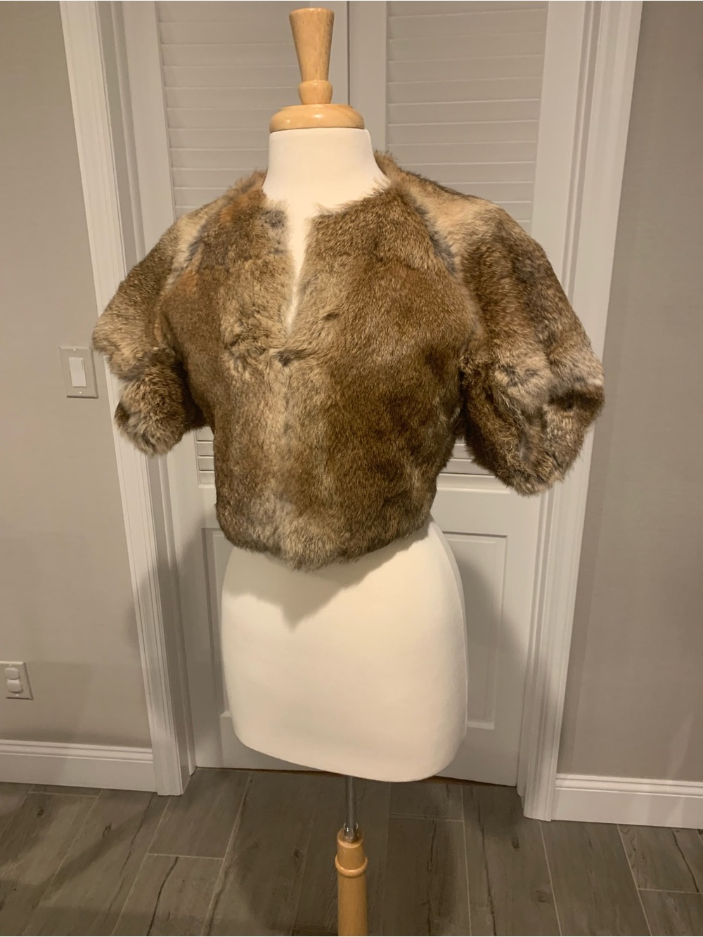 BCBGMAXAZRIA Genuine Rabbit Fur Cropped Bolero Jacket XS